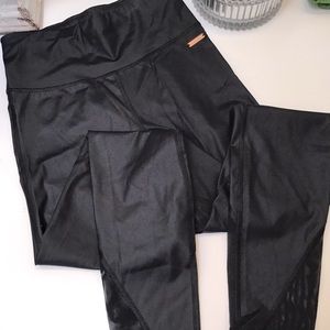 Sweaty Betty Black Liquid Leggings Sz XS New! Rare!